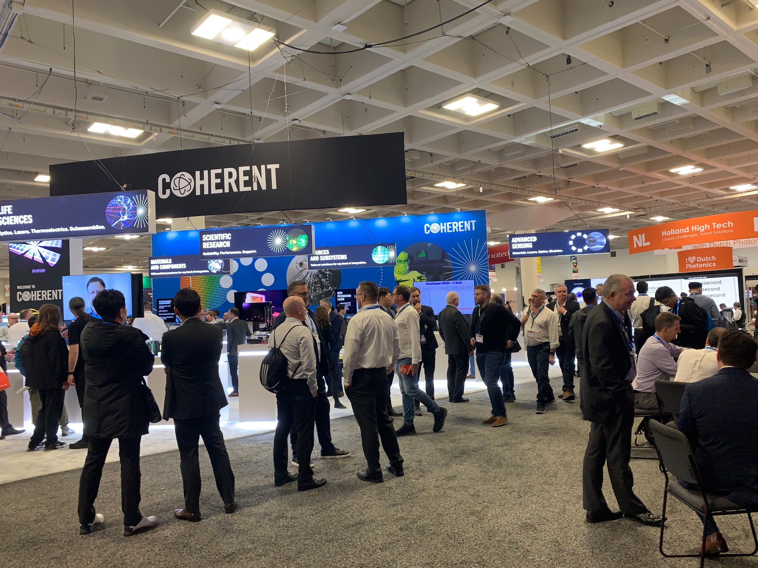 激埃特展會(huì)照片 激埃特展會(huì)照片