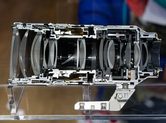 什么是光學(xué)膠合？它對鏡頭的合成有哪些影響？