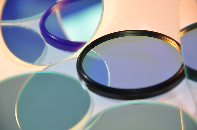 非標(biāo)定制濾光片與標(biāo)品濾光片價格差異解析 非標(biāo)定制濾光片與標(biāo)品濾光片價格差異解析