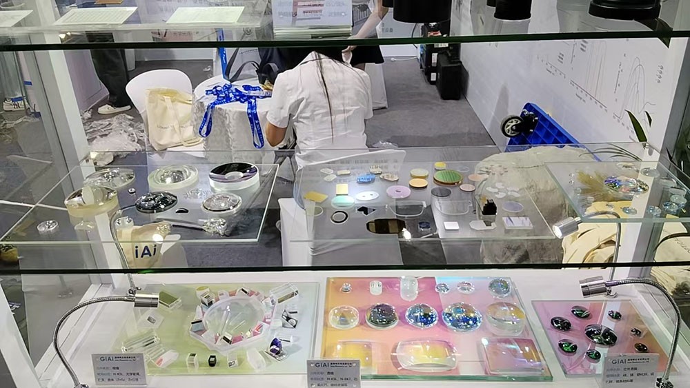 濾光片 激埃特展區(qū)透鏡棱鏡展品