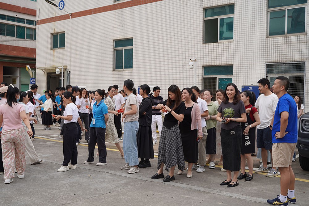 濾光片 團(tuán)隊(duì)列隊(duì)