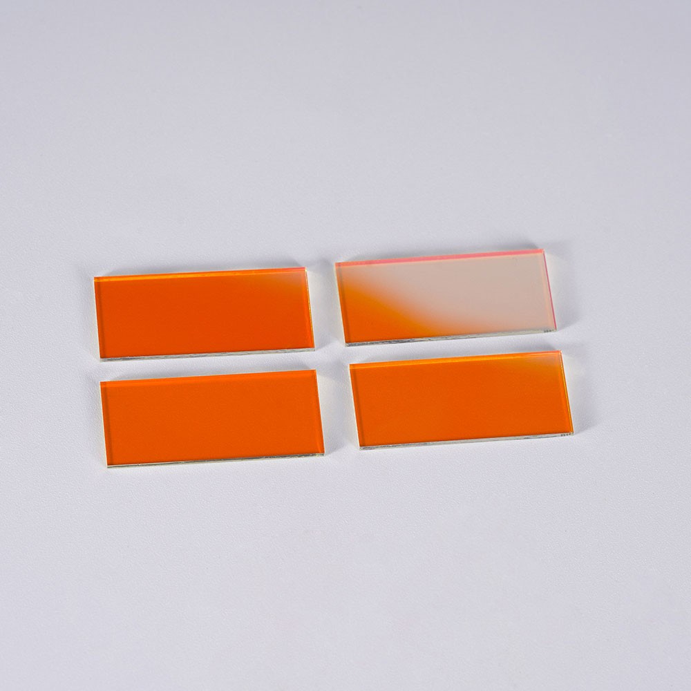 濾光片膜層與透過(guò)率是如何相互響應(yīng)的！